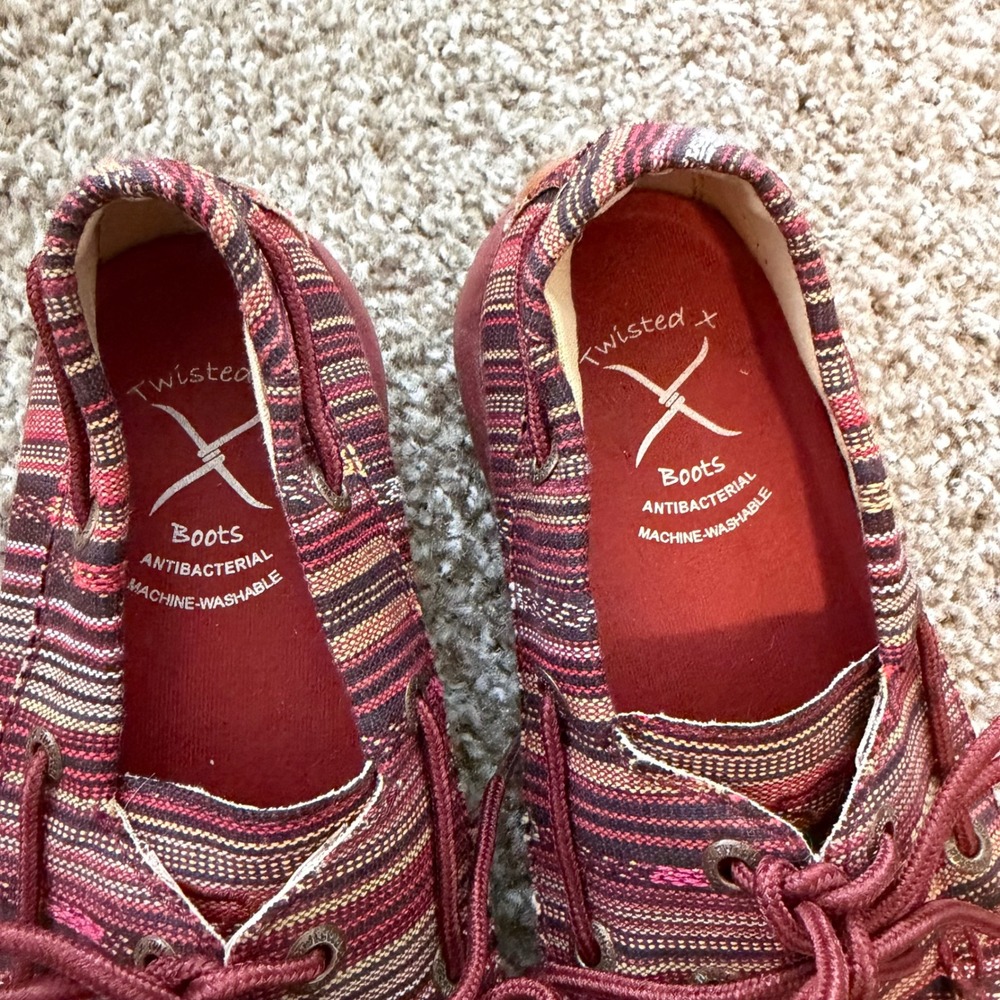 Women's Twisted X Driving Moccasins striped canvas pattern 6 red antibacterial - Picture 2 of 8
